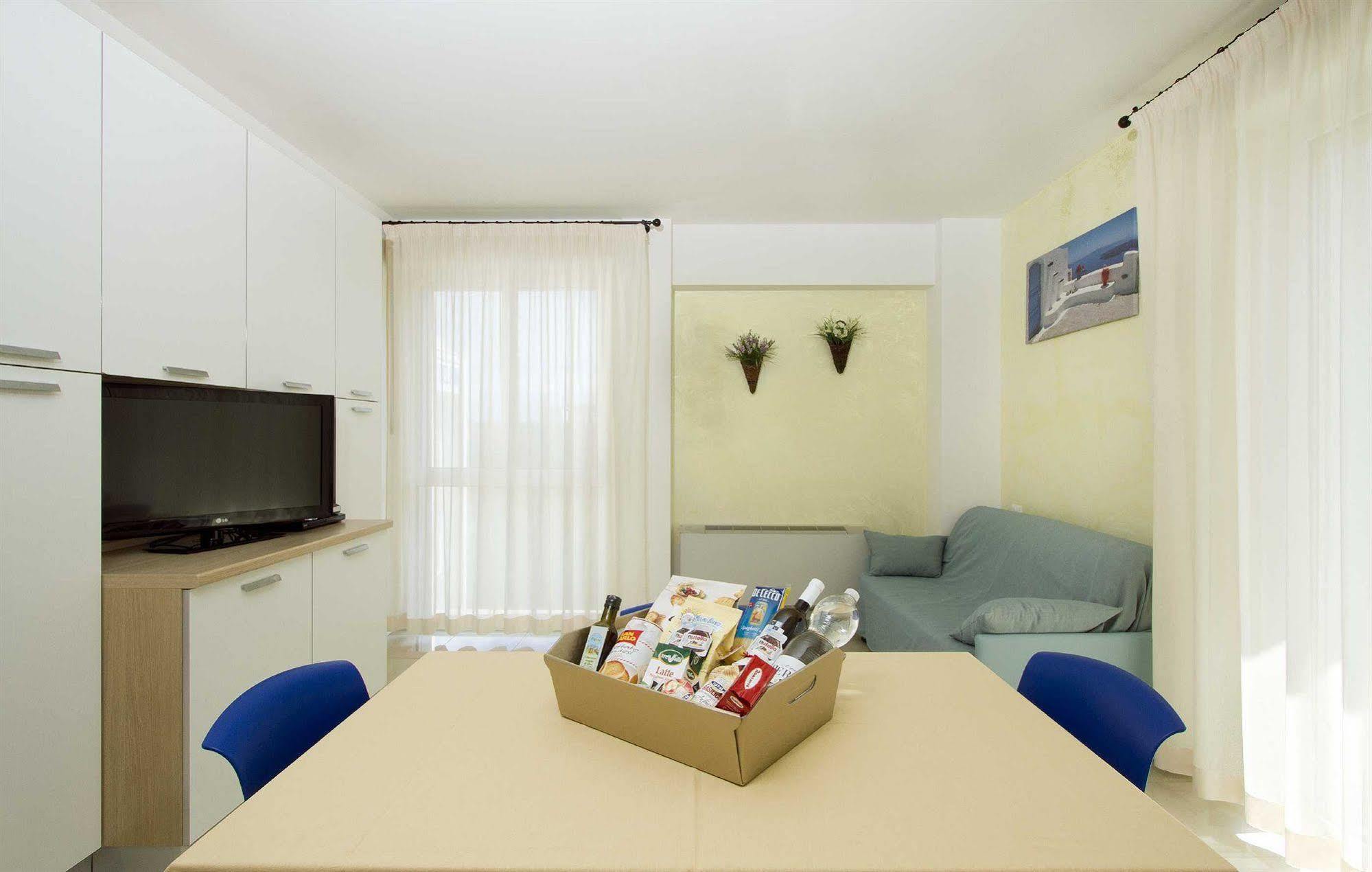 Residence I Delfini 쿠프라마리티마 외부 사진